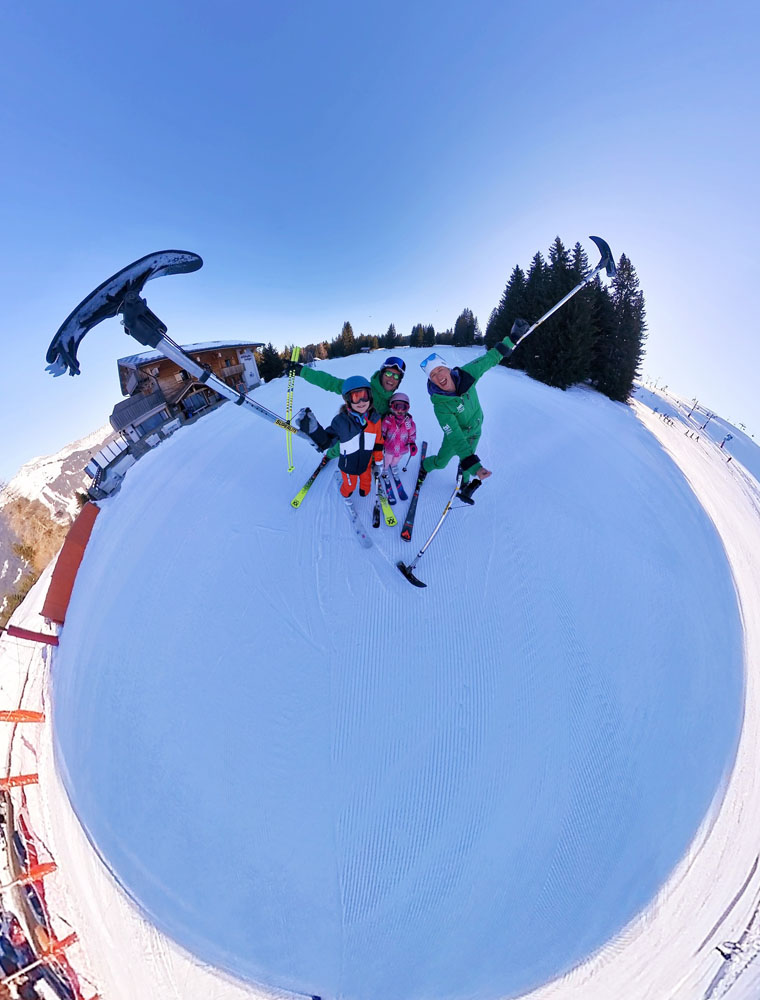 3 track ski lessons in Les Gets